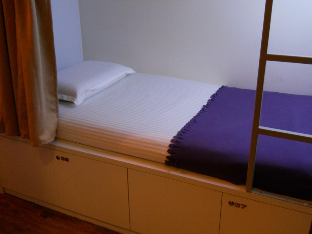 Pillow Talk Hostel シンガポール エクステリア 写真