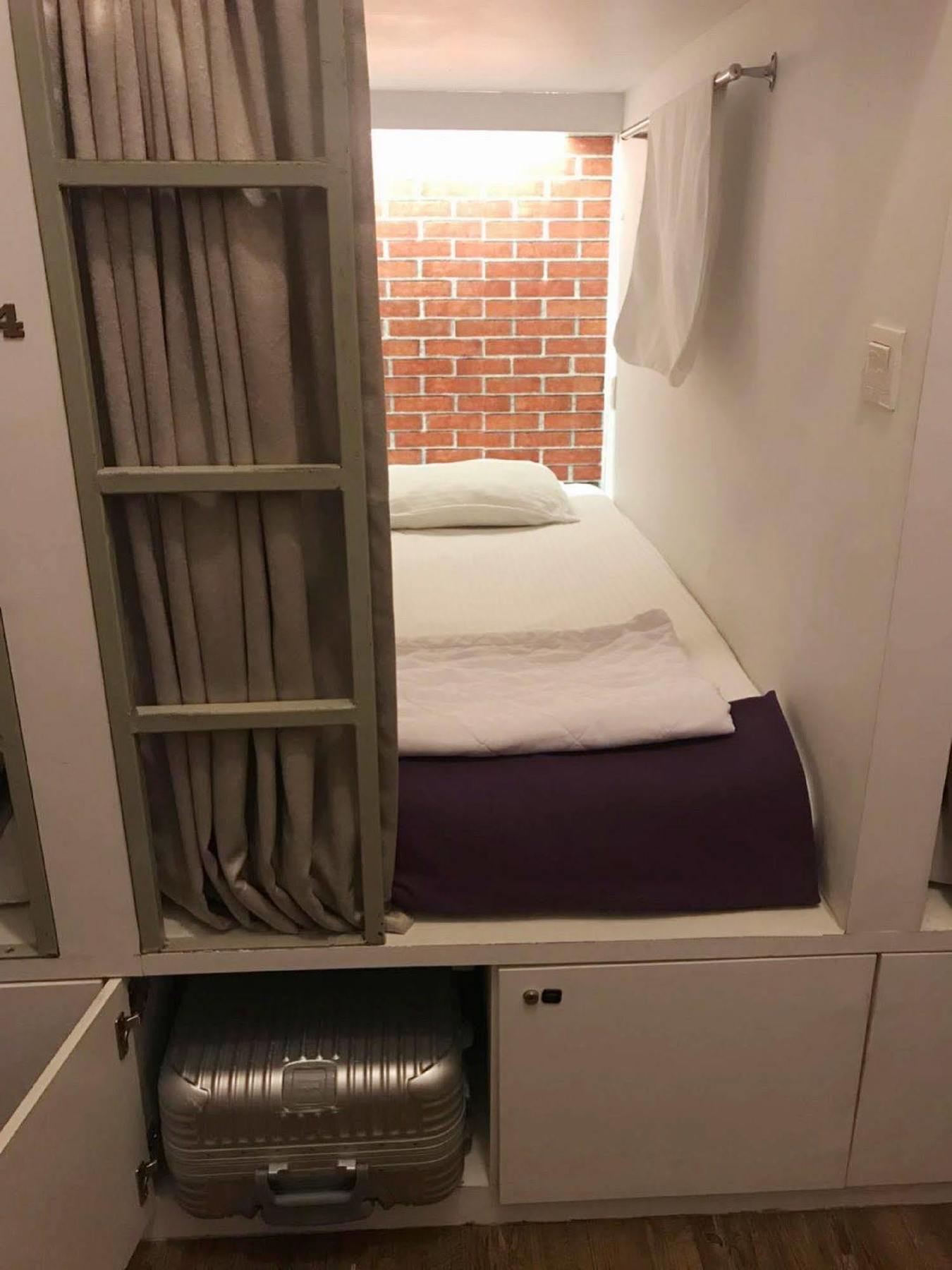 Pillow Talk Hostel シンガポール エクステリア 写真