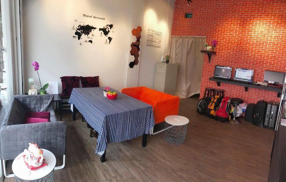 Pillow Talk Hostel シンガポール エクステリア 写真