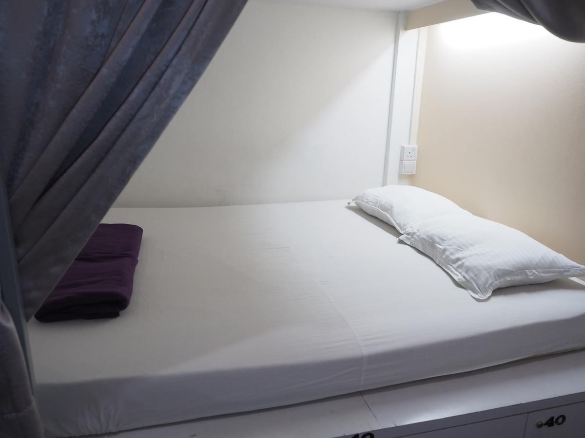 Pillow Talk Hostel シンガポール エクステリア 写真
