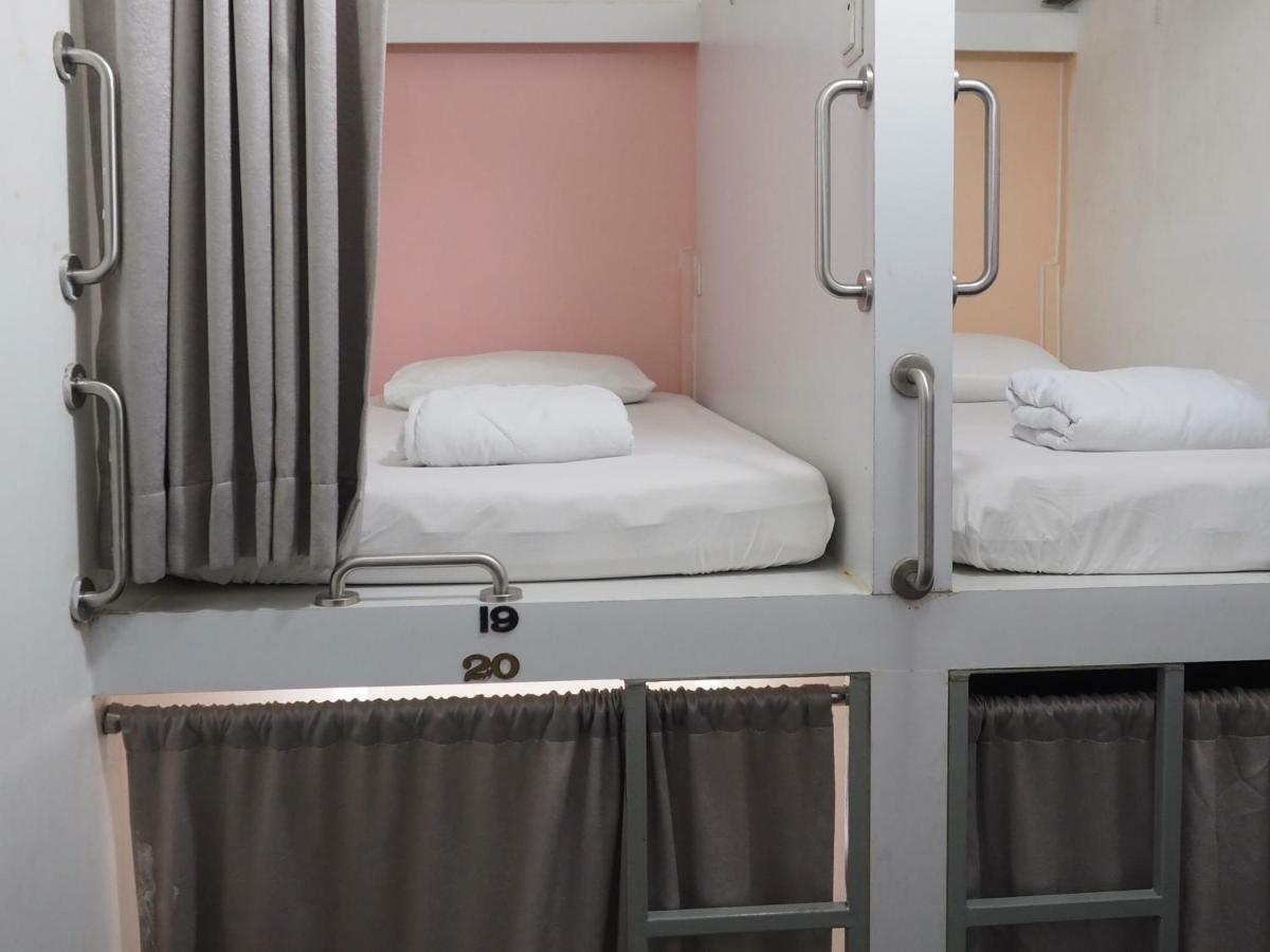 Pillow Talk Hostel シンガポール エクステリア 写真
